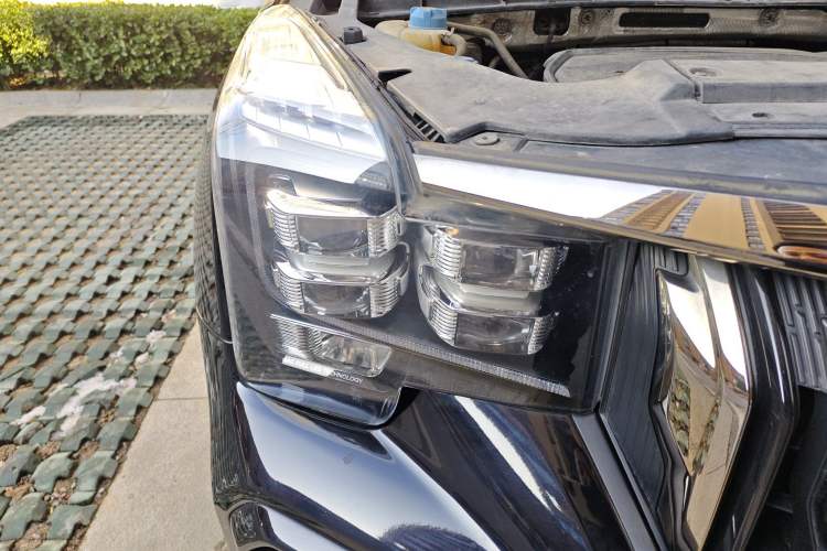 Used GAC Trumpchi GS8 2021 390T Two-Wheel Drive Luxury Smart Connect & Drive Edition (7 Seats)