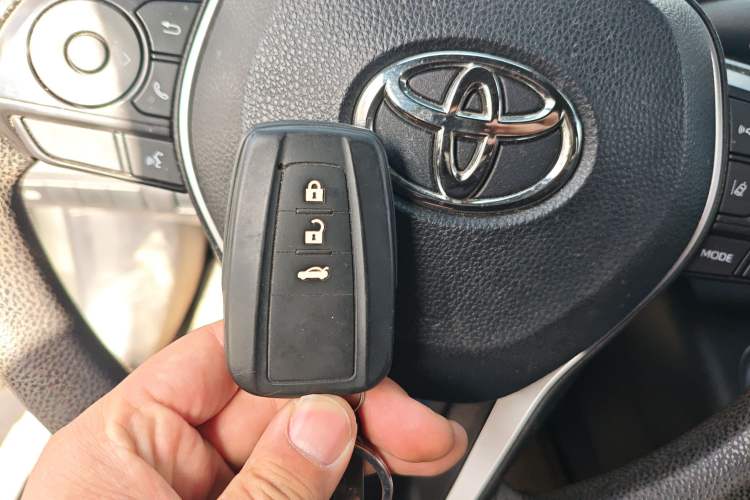 Used Toyota Levin 2019 185T CVT Luxury Edition China VI Standard
