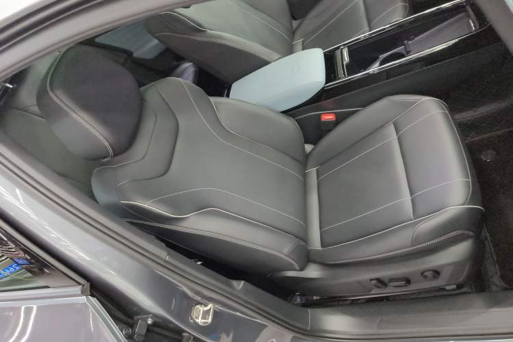 Used Volkswagen ID.4 X 2021 Pure Edition