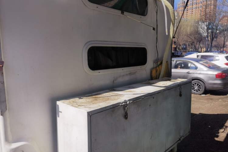 Used SAIC MAXUS Xintu V80 
