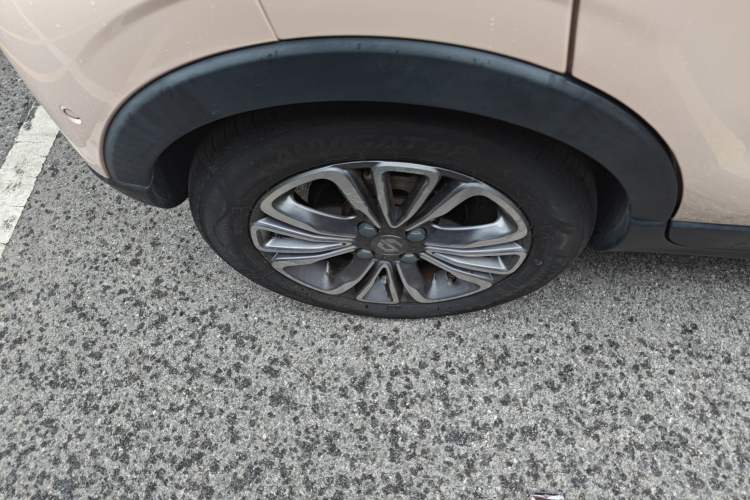 Used Leapmotor T03 2021 400 Luxury Edition Right Rear Wheel Hub