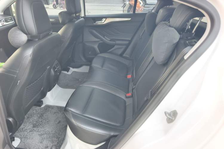 Used Ford Focus 2019 Hatchback EcoBoost 180 Automatic Titanium Edition