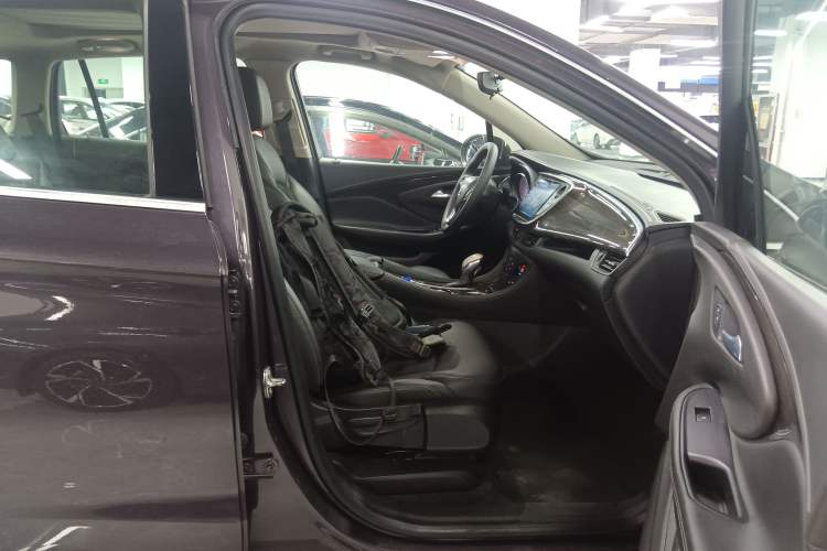 Used Buick Envision 2018 20T Two-Wheel-Drive Leading Model