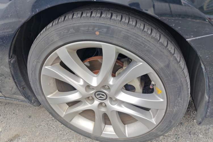 Used Mazda Atenza 2014 2.5L Blue Sky Prestige Edition