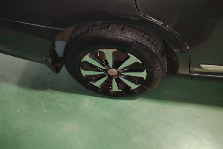 Used Nissan Sunny 2016 1.5XE CVT Leading Edition Right Rear Wheel Hub