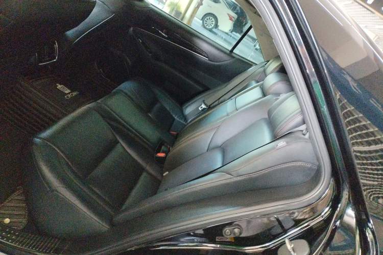 Used Toyota Crown 2015 2.5L Smart Edition
