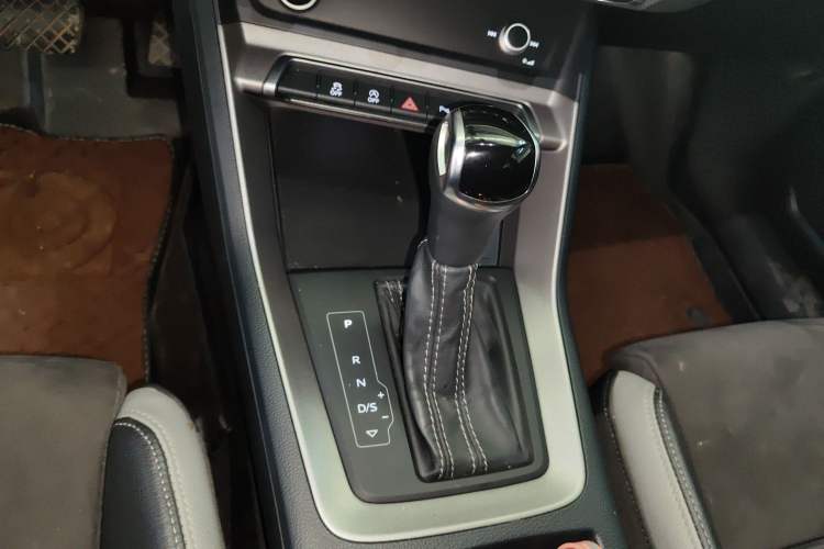 Used Audi Q3 2021 35 TFSI Fashion Dynamic Model