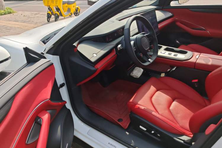 Used Xiaomi Auto SU7 2024 Rear-Drive Long-Range Intelligent Driving Version
