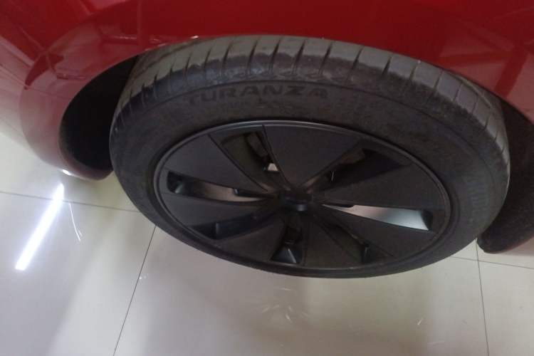 Used Tesla Model 3 2025 Rear-Wheel-Drive Version