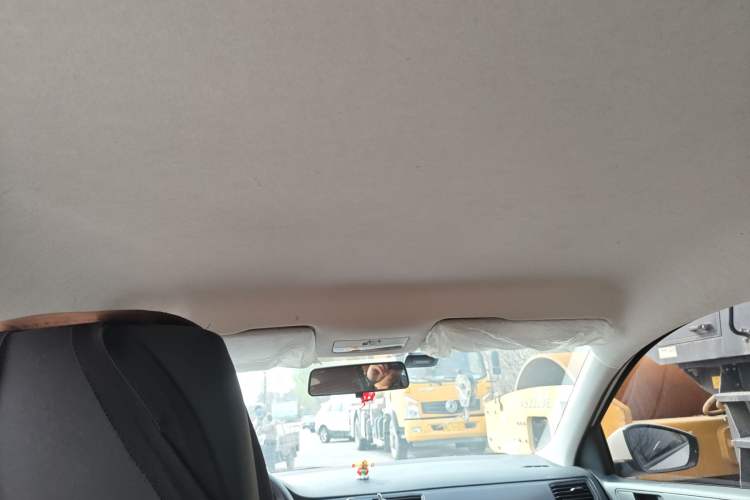 Used Volkswagen Santana 2019 1.5L Manual Fashion Edition China VI Standard Headliner