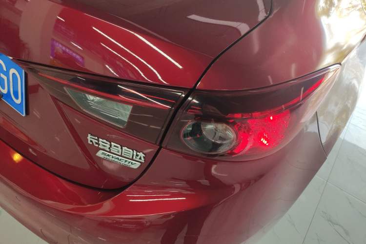 Used Mazda Mazda 3 Axela 2017 Sedan 1.5L Automatic Comfort Model Emission Standard China V
