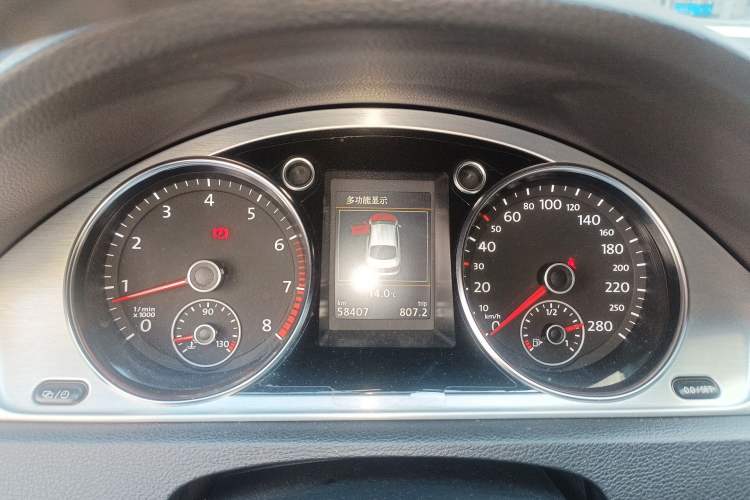 Used Volkswagen FAW-Volkswagen CC 2016 1.8TSI Luxury Model Instrument Cluster