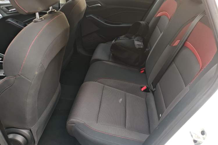 Used MG 5 2023 180 DVVT Manual Fashion Edition
