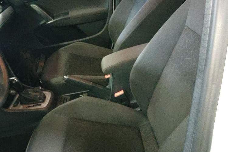 Used Volkswagen Lavida 2013 Revised Classic 1.6L Automatic Fashion Edition Left Front Seat