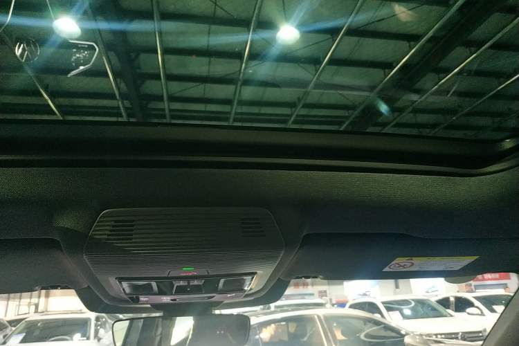 Used Volkswagen Tayron 2025 Tiguan L 380TSI 4Motion Luxury Easy Package