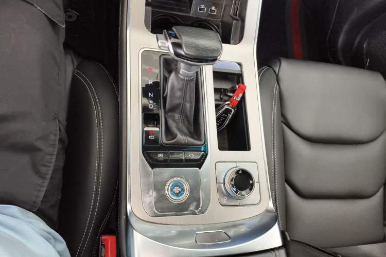 Used JETOUR X70 2020 1.5T DCT Comfort Edition 5-seater