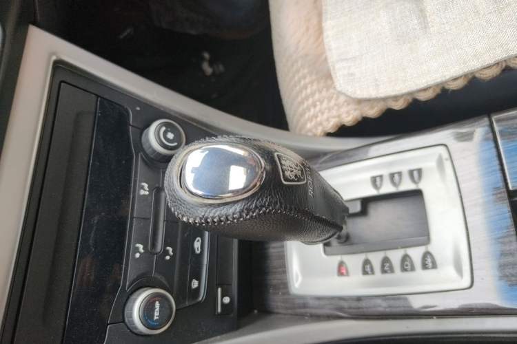 Used Roewe 550 2012 550 1.8L Automatic Value Edition
