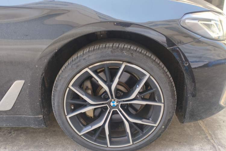 Used BMW 5 Series 2021 530Li Luxury Edition M Sport Package
