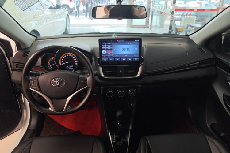 Used Toyota YARiS L Zhi Xuan 2022 X-Trail 1.5L CVT Luxury PLUS Edition Center Console