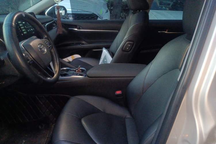 Used Toyota Camry 2021 2.0G Luxury Edition