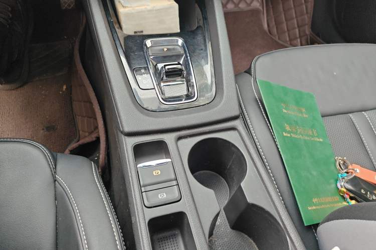 Used Skoda Octavia 2021 PRO TSI280 DSG Luxury Edition Gear Lever