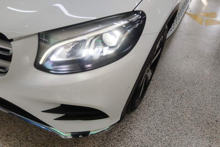 Used Mercedes-Benz GLC 2019 Facelift GLC 260 L 4MATIC Luxury Model Left Front Headlight