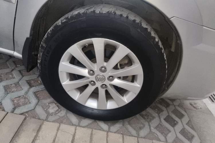 Used Buick GL8 2014 2.4L Comfort Edition