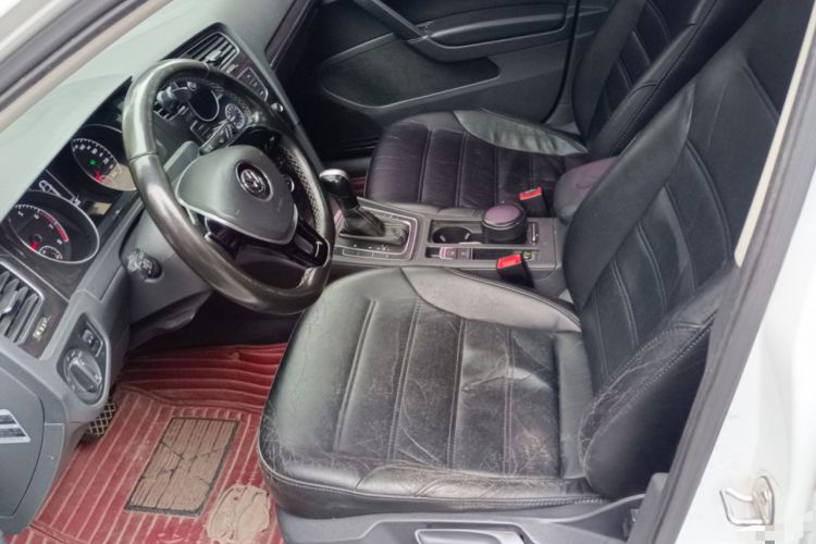 Used Volkswagen Golf 2017 230TSI Automatic Comfort Edition – Celebrating Milestone of One Million Units Left Front Seat