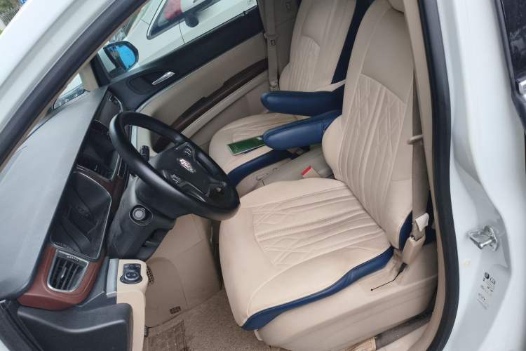 Used Buick GL8 2014 3.0L XT Luxury Business Flagship Edition Left Front Seat