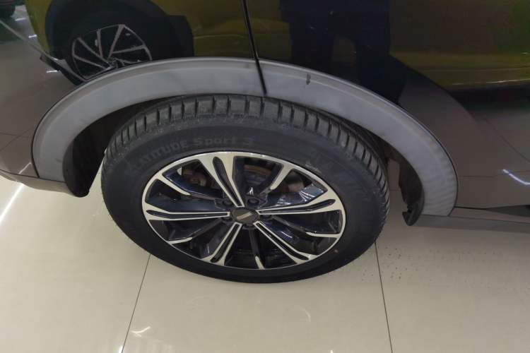 Used Wey VV6 2021 2.0T Two-Wheel Drive Smart Plus

