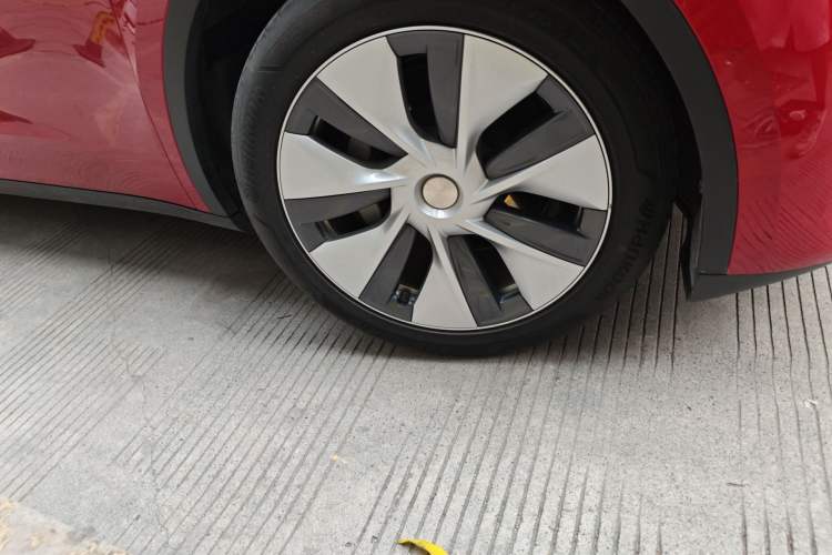 Used Tesla Model Y 2022 Rear-Wheel-Drive Version
