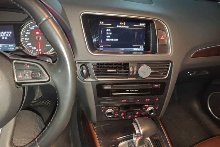 Used Audi Q5 2016 40 TFSI Comfort Model
