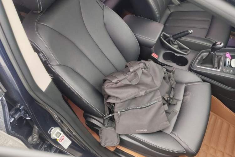 Used BYD Song MAX 2019 1.5T Manual Smart Connect Ruiyi Model 6 Seats China V Standard
