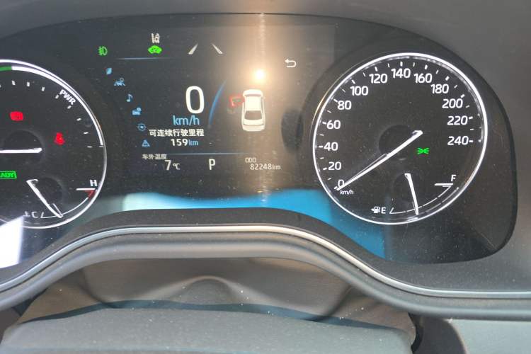 Used Toyota Avalon 2019 Dual-Engine 2.5L Luxury Edition China VI Standard