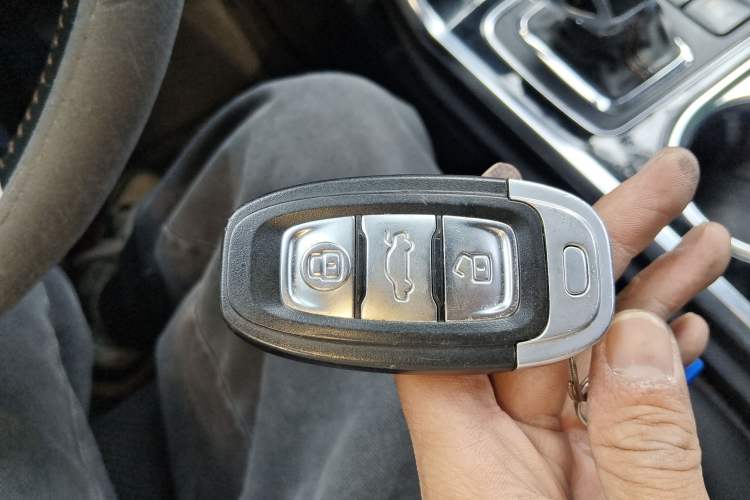 Used Hongqi E-HS3 2019 Zhilian Qiyue Two-Wheel Drive Version
