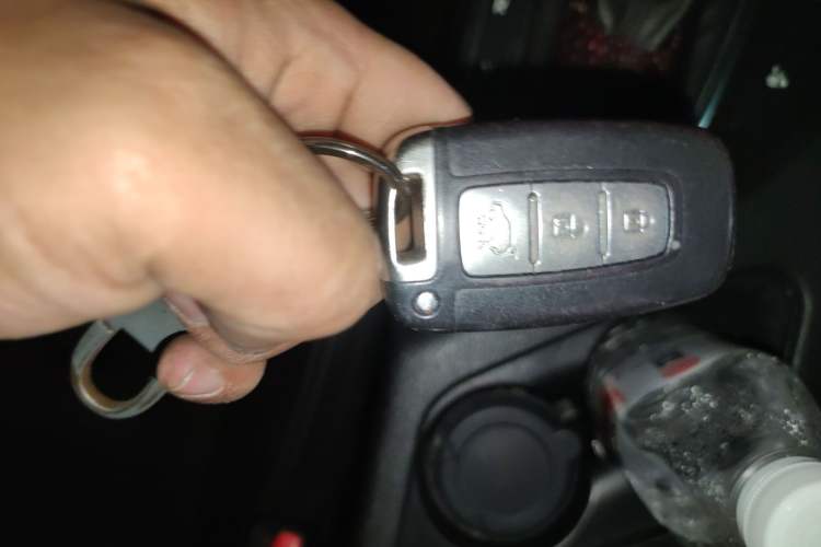 Used Kia K5 2012 2.0L Automatic DLX
