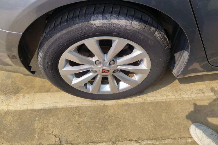 Used Roewe i6 2017 20T Automatic Internet Smart Edition
