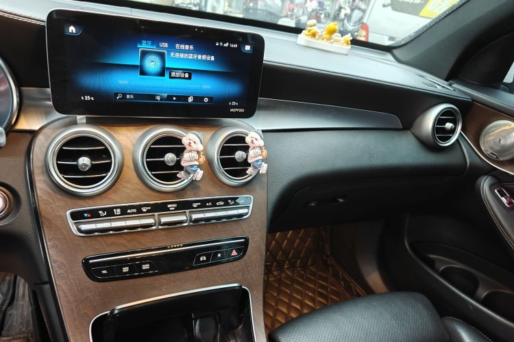 Used Mercedes-Benz GLC 2020 Facelift GLC 300 L 4MATIC Dynamic Edition
