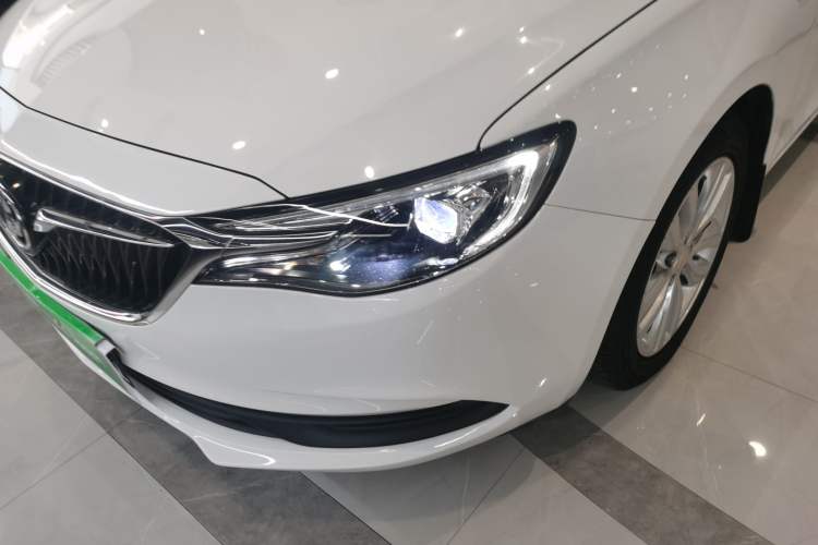 Used Buick GT 2021 Revised Version Flagship 1.5L Automatic Elite Edition Left Front Headlight