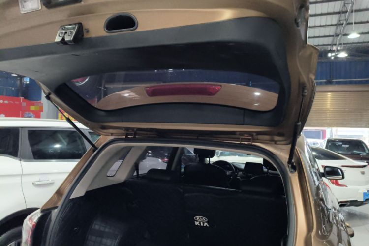 Used Kia Sportage R 2019 2.0L Automatic Smart Luxury Edition Trunk