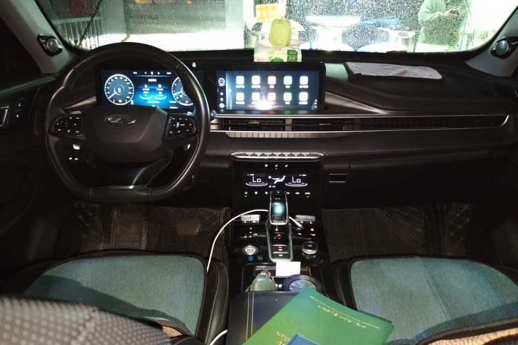 Used Chery Tiggo 8 PLUS 2022 290TGDI DCT Haoting Edition+