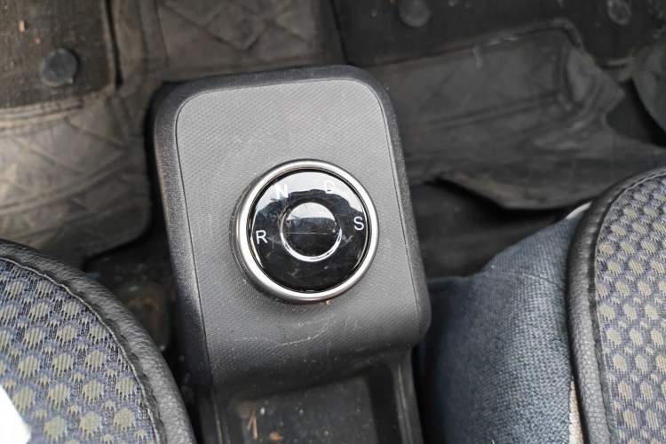 Used LINGBOX 2021 – Cai Wenji Edition Gear Lever