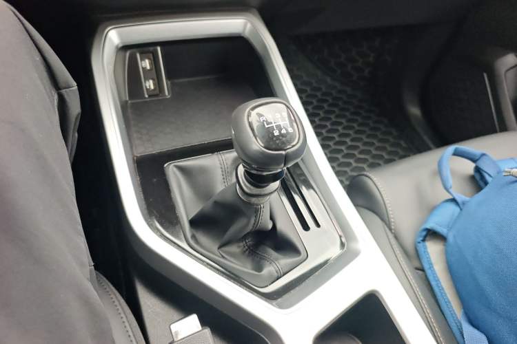 Used Wuling Jiachen 2022 1.5L Manual Comfort Edition
