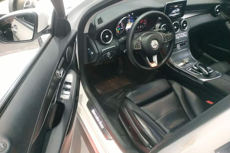 Used Mercedes-Benz C-Class 2016 C 200 L Sport Edition
