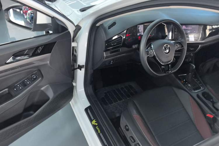 Used Volkswagen Bora 2021 1.5L Automatic Comfort Smart Connect Edition Driver Seat