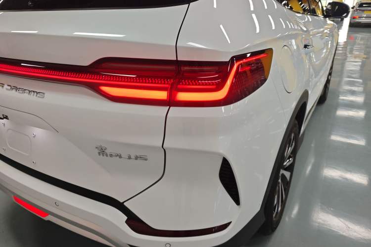 Used BYD Song PLUS New Energy 2023 Champion Edition EV 605KM Flagship PLUS