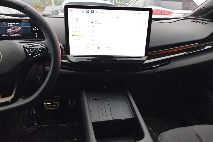 Used Volkswagen ID.UNYX 2024 Revised Pro Long-Range Version Audio And AC Panel