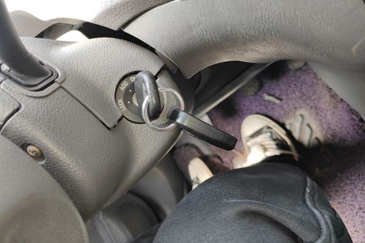 Used Geely Auto Diamond 2015 Sedan 1.5L Manual SuperDeluxe Model
