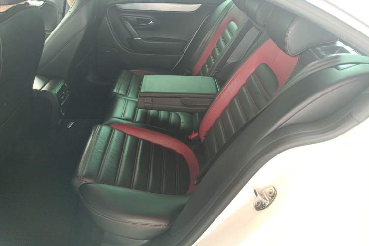 Used Volkswagen FAW-Volkswagen CC 2016 1.8TSI Luxury Model
