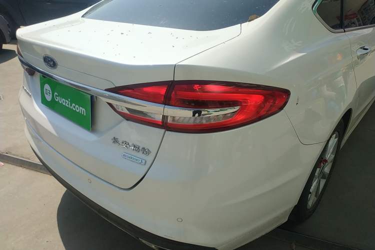 Used Ford Mondeo 2017 EcoBoost 180 Stylish Model Exterior 3